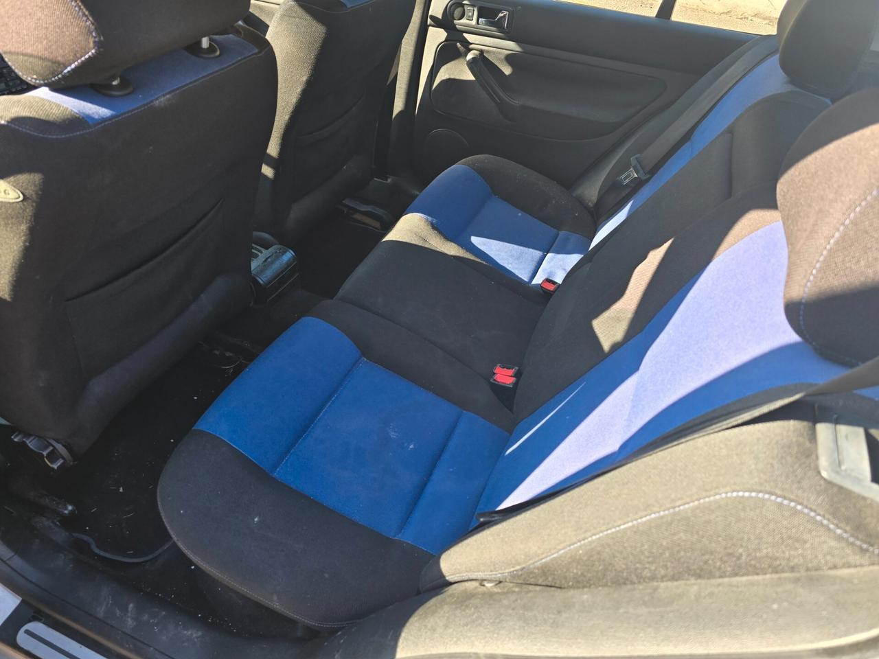 VOLKSWAGEN GOLF 1.9 TDi "OK PER NEOPATENTATI"