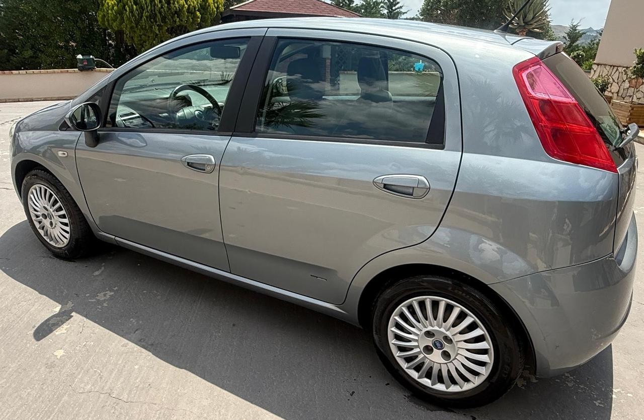 Fiat Grande Punto 1.3 MJT 75 CV 5 porte Active