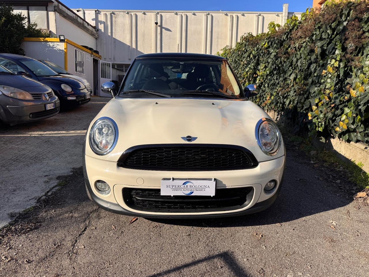 Mini 2.0 16V Cooper D Automatica