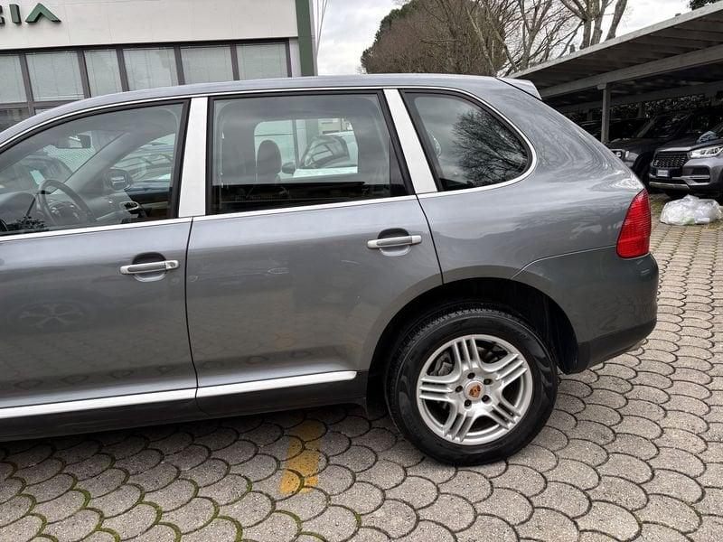 Porsche Cayenne mod S 250 kw