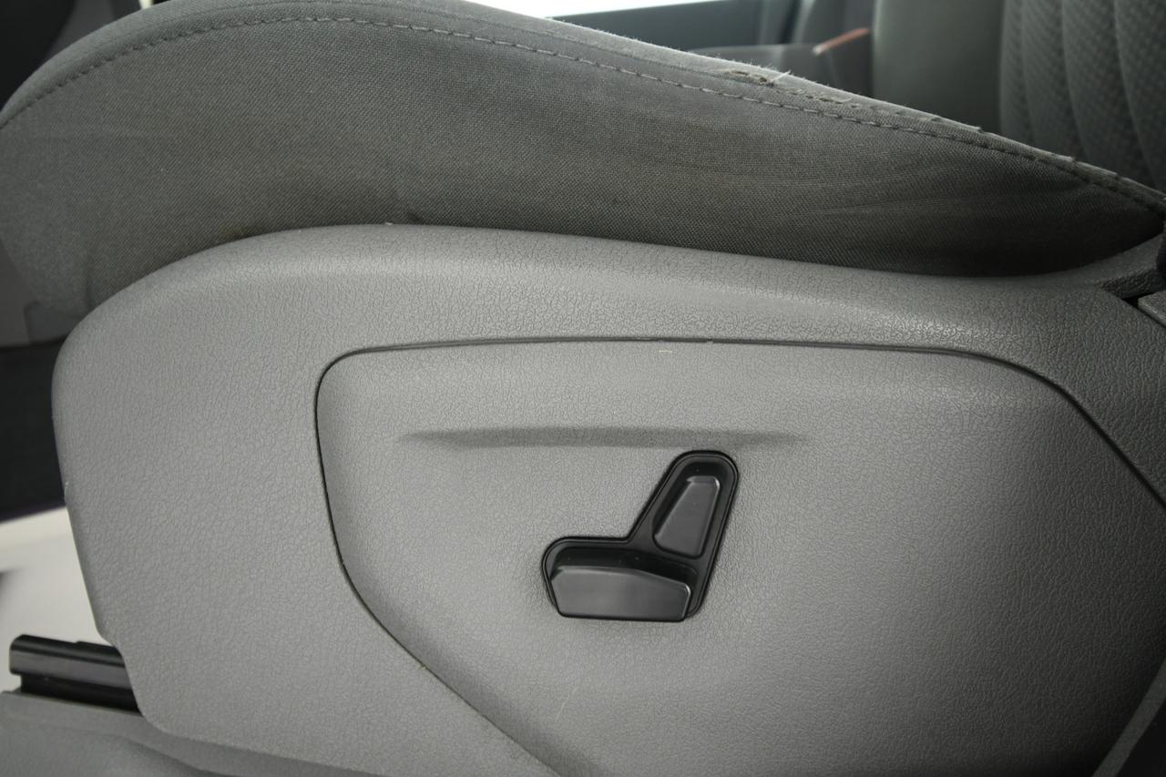 JEEP Grand Cherokee 3.0 V6 crd Laredo auto COMMERCIANTI+GANCIO TRAINO