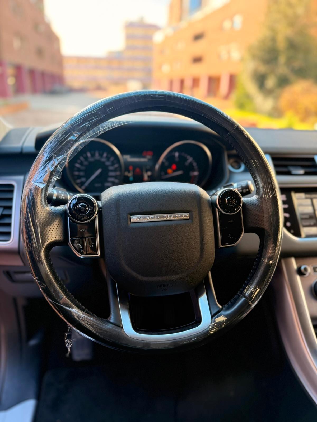 Land Rover Range Sport 3.0 TDV6 HSE Dynamic