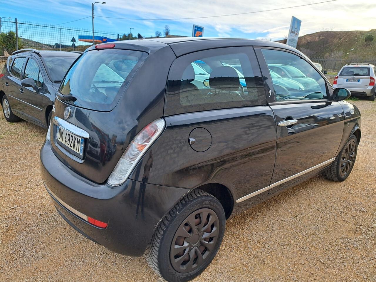 Lancia Ypsilon 1.2 Argento- NEOPATENTATI