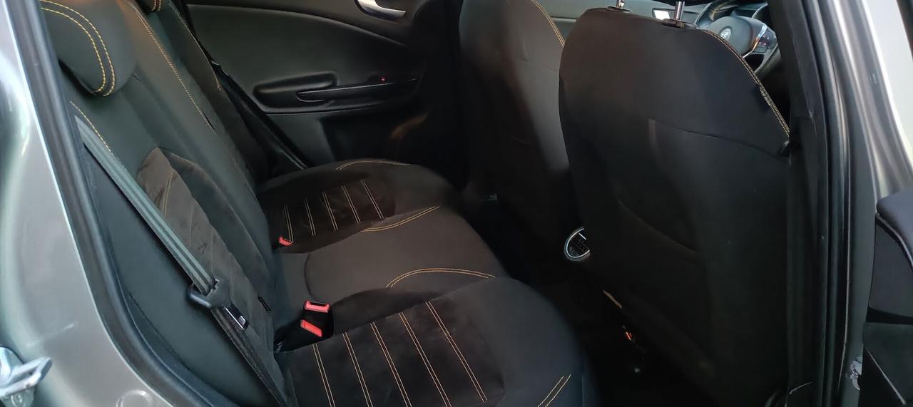 Alfa Romeo Giulietta 2.0 JTDm 170 CV TCT Veloce Carbon Edition