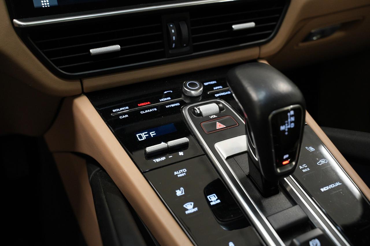 Porsche Cayenne Coupé 3.0 V6 E-Hybrid