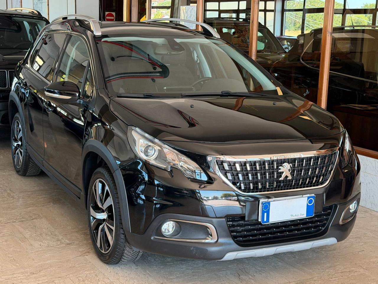 Peugeot 2008 1.6 BLUEHDI 100 cv. ALLURE