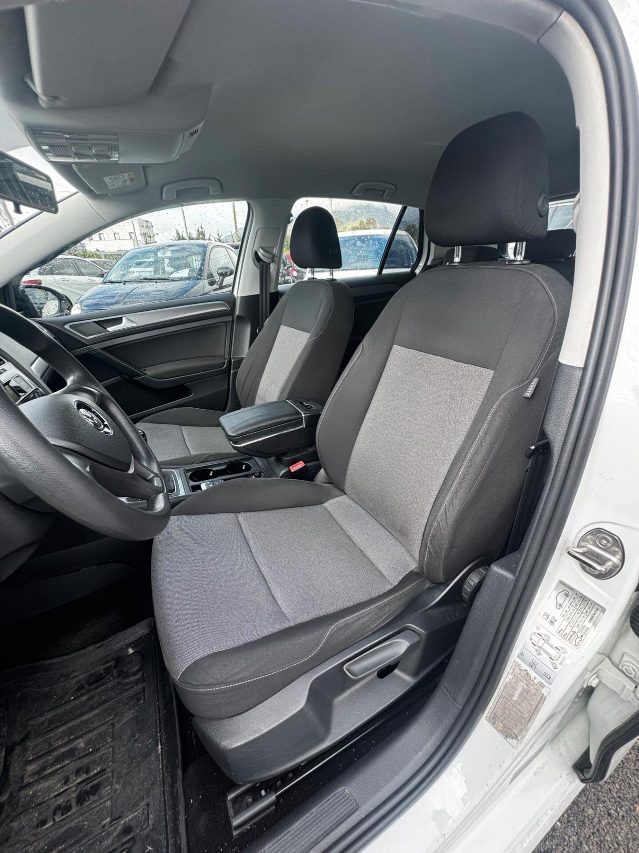 Volkswagen Golf 1.6 TDI 90 CV 5p. Trendline BlueMotion Technology