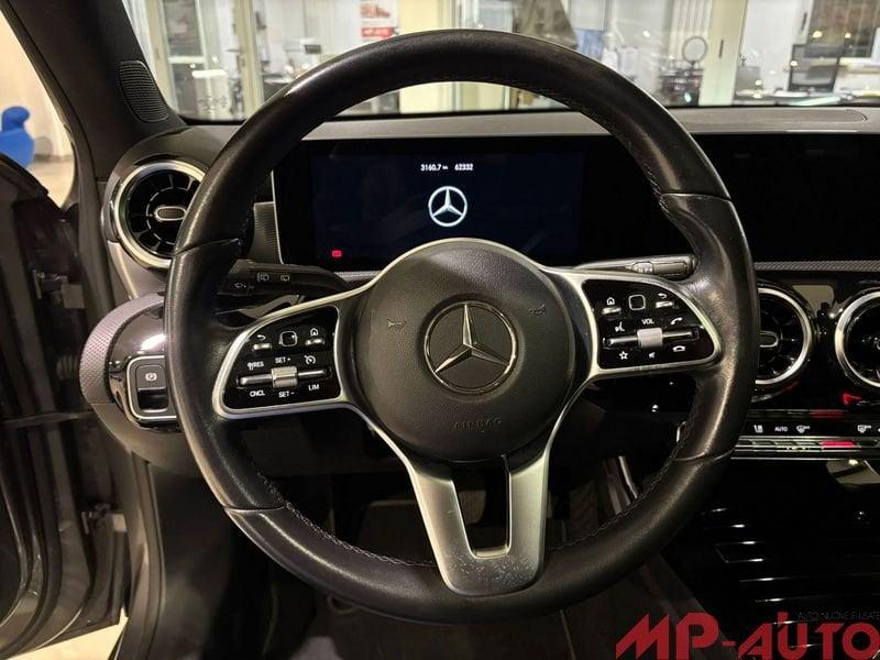 Mercedes-Benz Classe A A 180 d Automatic Sport SEDILI SPORTIVI - TETTO APRIBILE