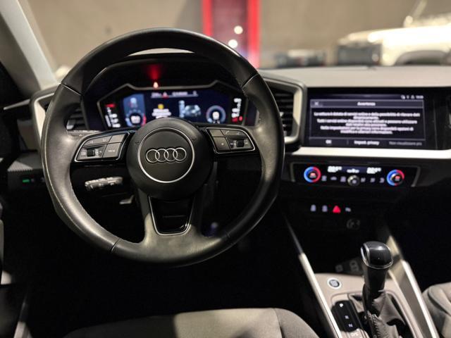 AUDI A1 SPB 30 TFSI S tronic S-LINE Identity Black