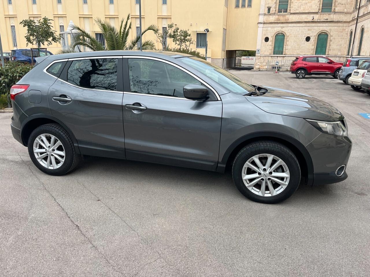 Nissan Qashqai 1.5 dCi Tekna Navi Full