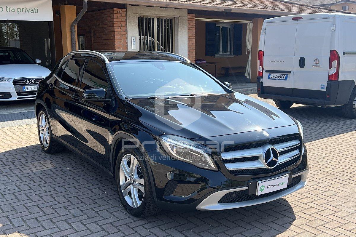 MERCEDES GLA 200 d Sport