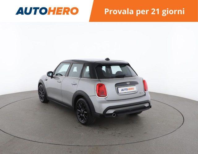 MINI Cooper 1.5 Cooper Essential 5 porte