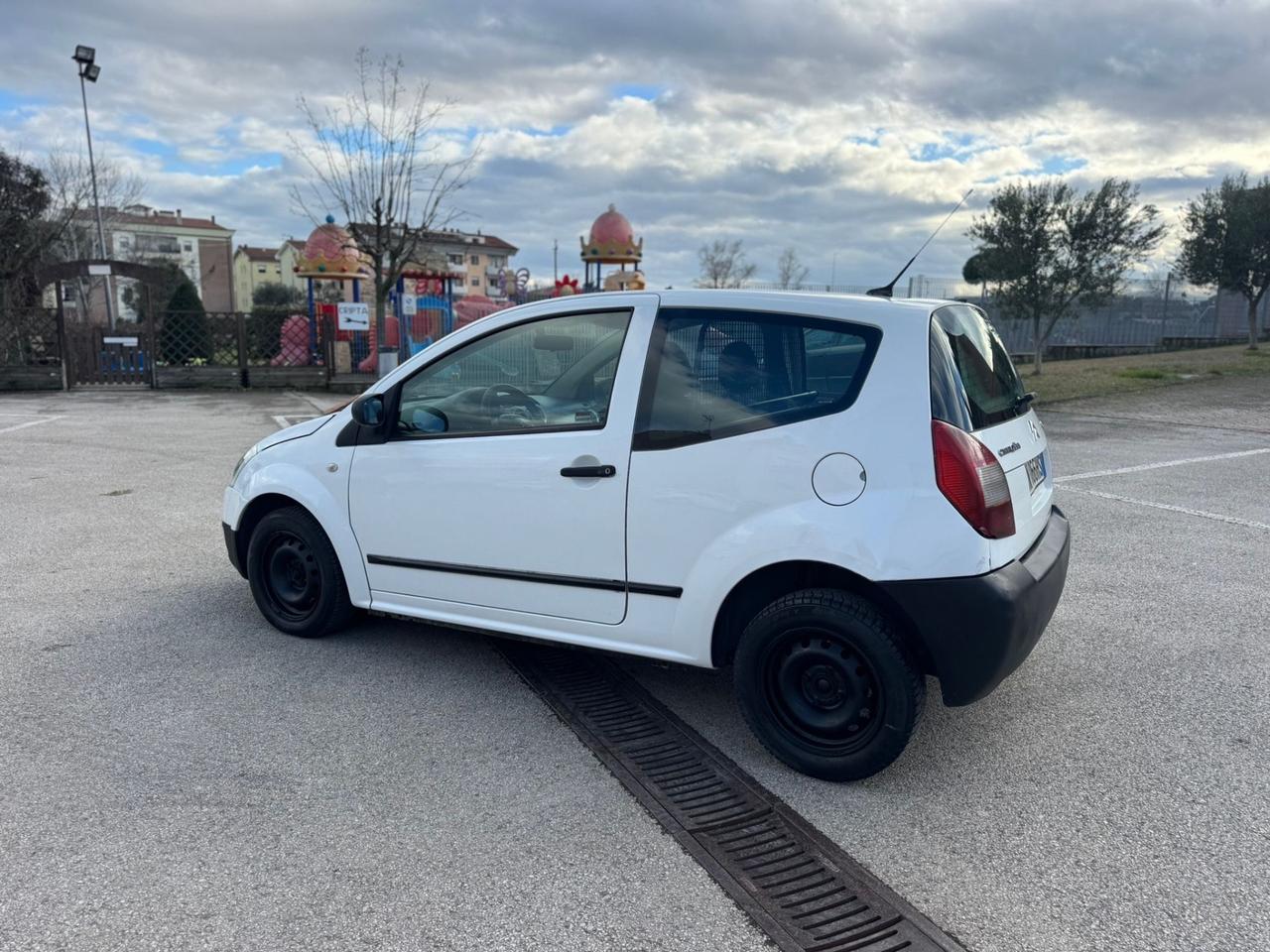 Citroen C2 1.4 HDi 70CV Van Vetrata