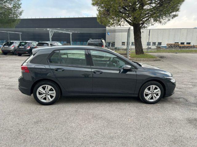 VOLKSWAGEN Golf 1.0 eTSI EVO DSG Life