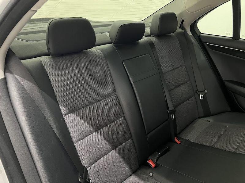 Mercedes-Benz Classe C C 180