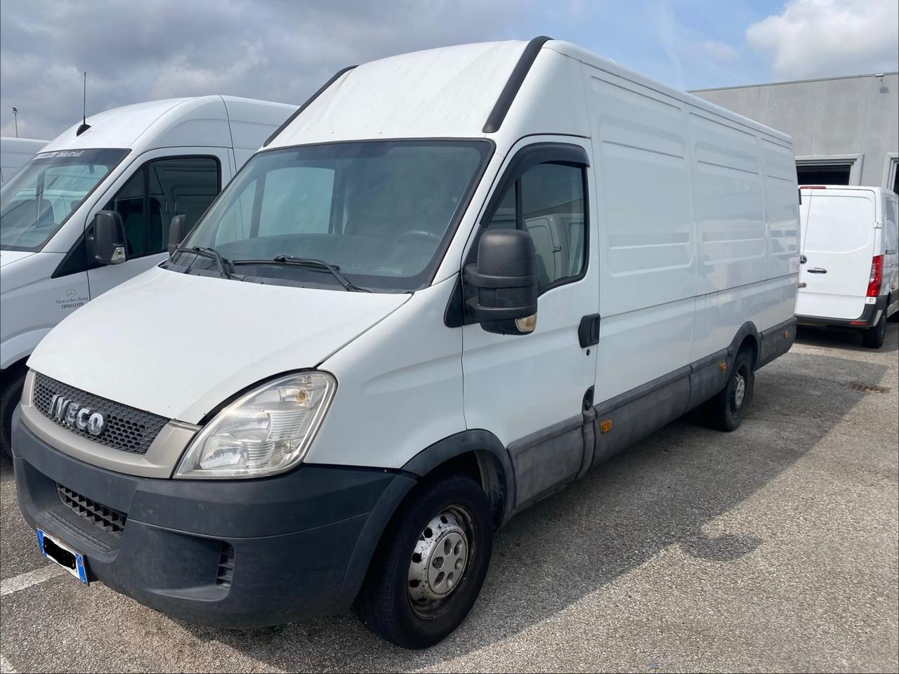 Iveco Daily 2.3d