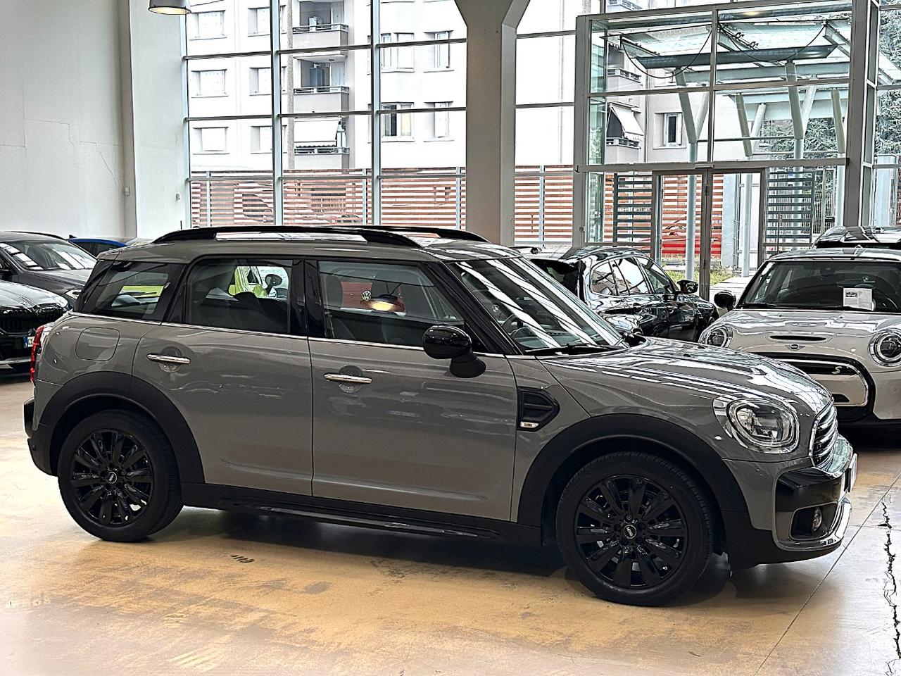 Mini Countryman Cooper D 2.0 Baker Street Auto - LED - 18" - Navi - Carplay