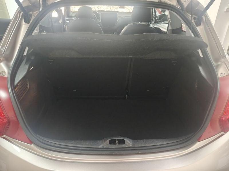 Peugeot 208 208 5p 1.4 hdi 8v ALLURE TETTO