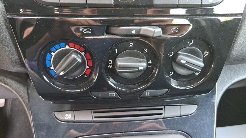 Lancia Ypsilon 1.0 FireFly Hybrid Silver