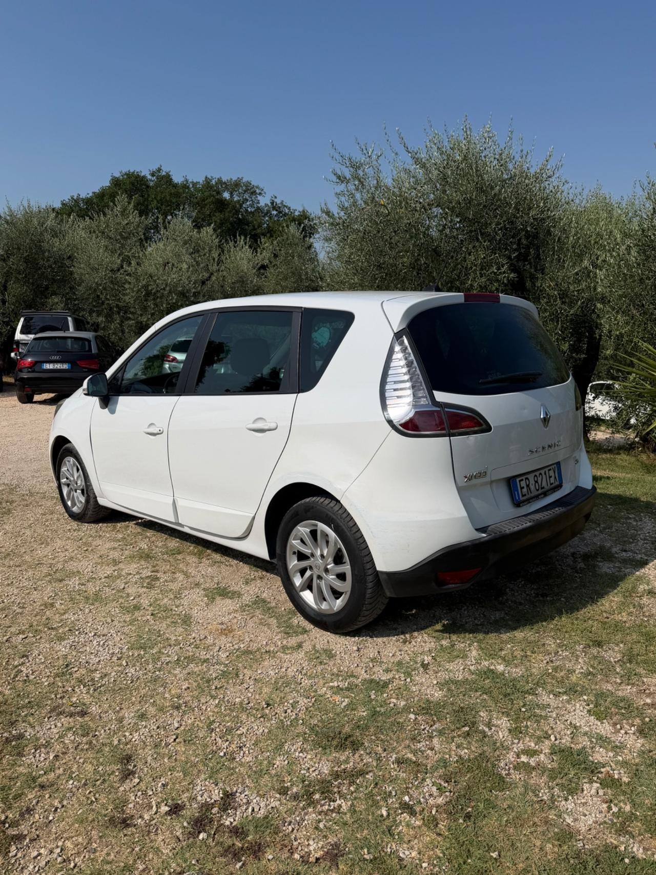 Renault Scenic Scénic XMod 1.5 dCi 110CV EDC Live