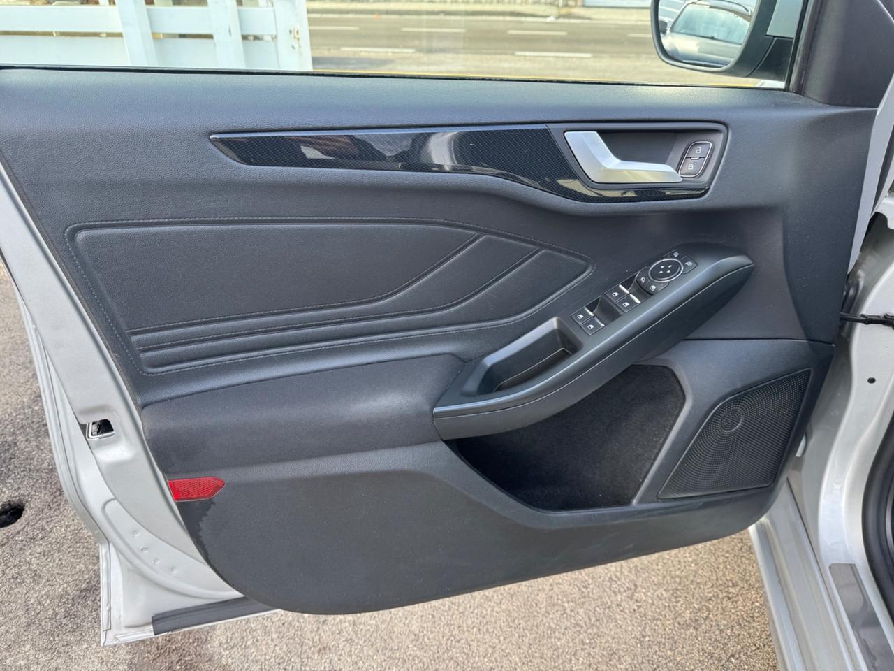 Ford Focus 1.0 BENZINA 125CV ST-Line 2019