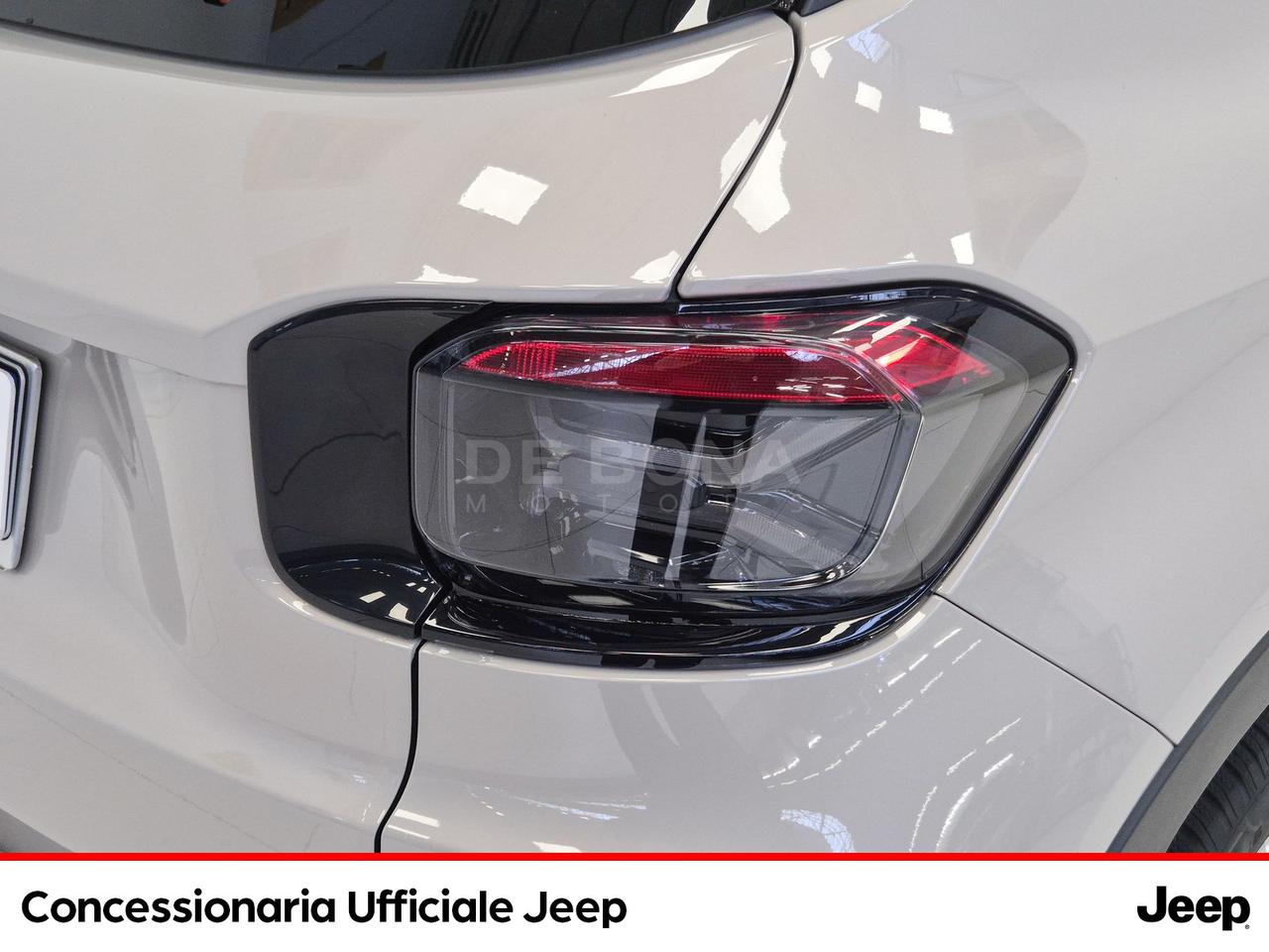 Jeep Avenger 1.2 turbo e-hybrid mhev altitude fwd 110cv edct6