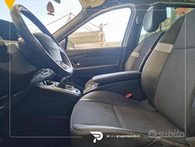 Renault Scenic 1.5 dci Live s&s 110cv my13