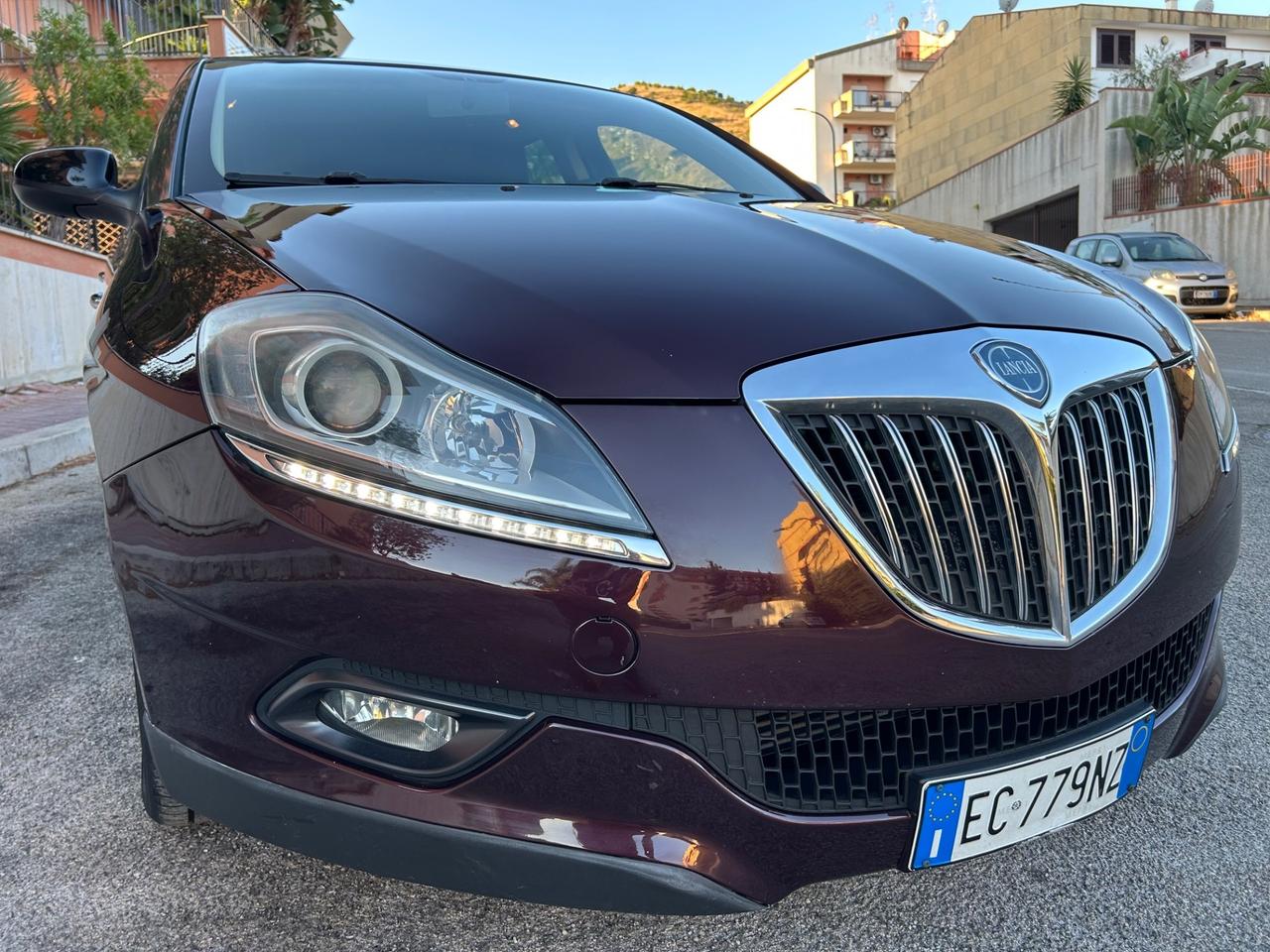 Lancia Delta 1.6 MJT Platino km certificati