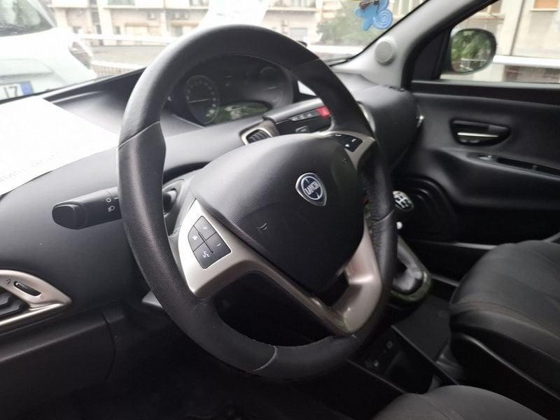 Lancia Ypsilon III 2015 1.2 Gold s&s 69cv my19