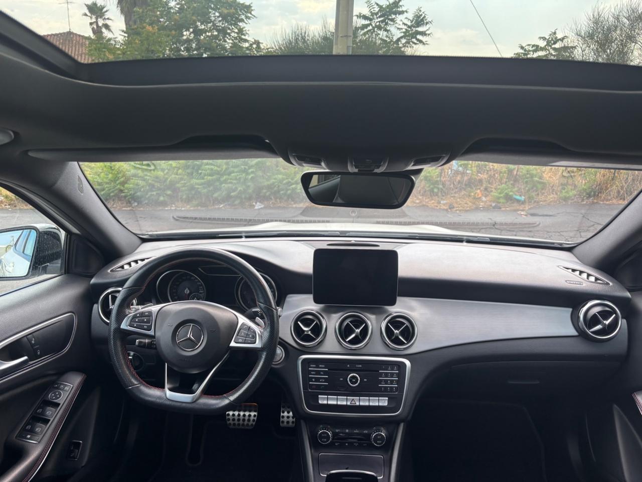 Mercedes-benz GLA 200 d Automatic Premium-2019