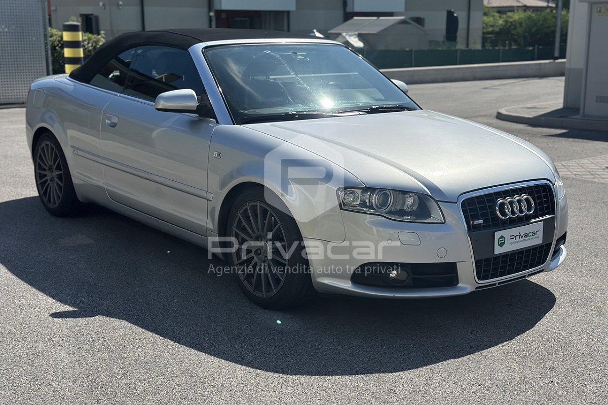 AUDI A4 Cabriolet 2.7 TDI F.AP. mult.Top plus