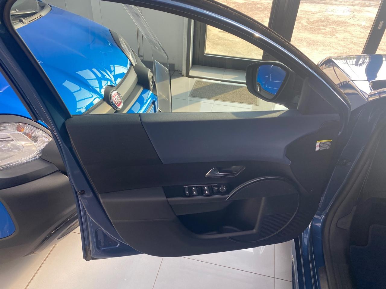 Lancia Ypsilon Hybrid e-DCT Edizione Cassina