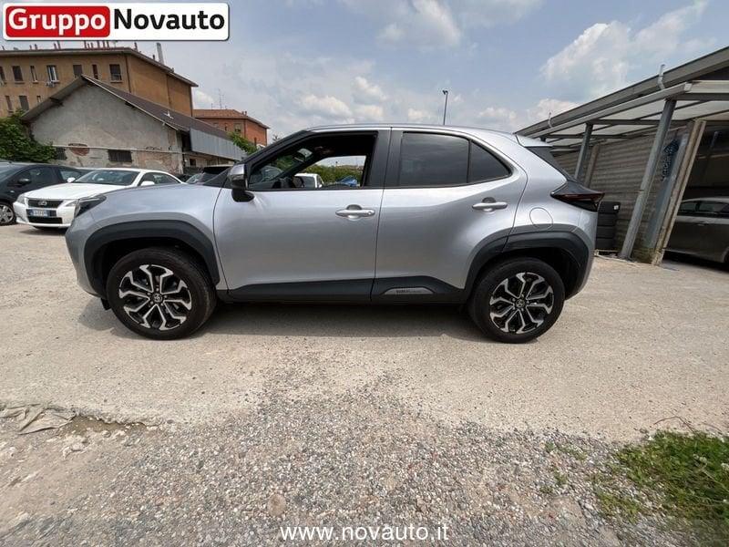 Toyota Yaris Cross 1.5 Hybrid 5p. E-CVT AWD-i Trend