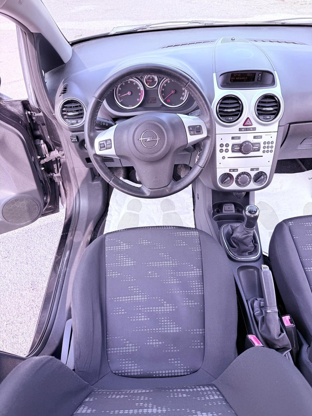 Opel Corsa 1.2 85CV 5 porte GPL-Ok neopatentati