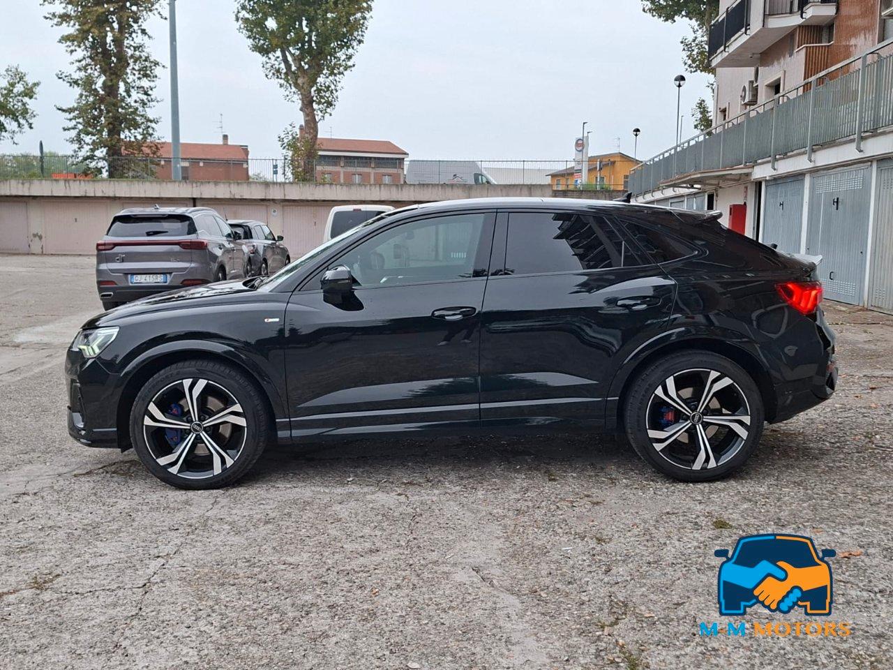 Audi Q3 Sportback 45 2.0 tfsi Identity Black quattro 245cv s.-tronic