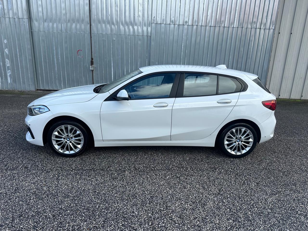 Bmw 116 d 5p. SPORT AUTOM