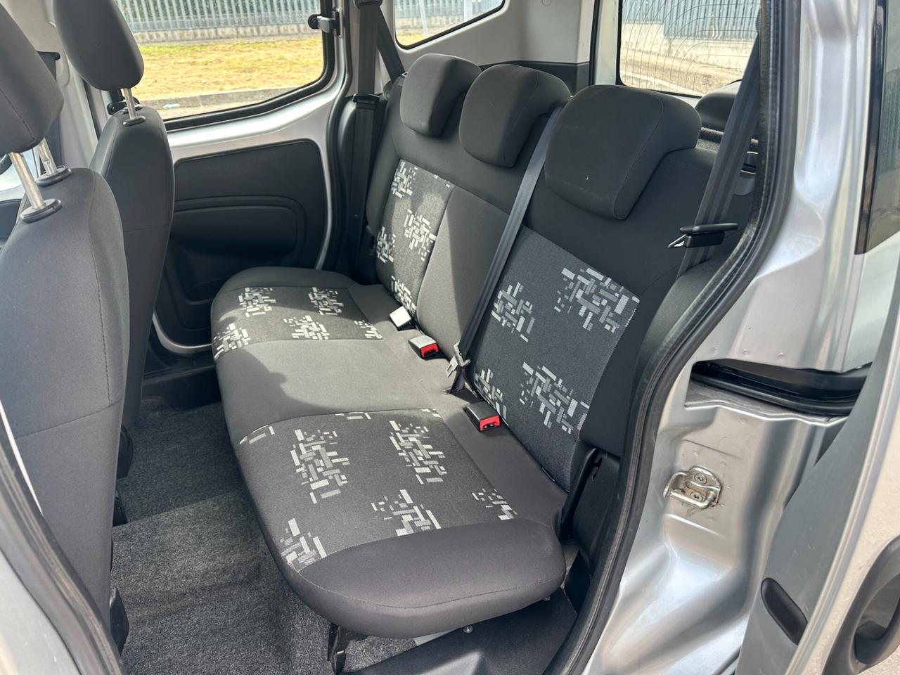 Fiat Qubo 1.4 8V 77 CV Active Natural Power