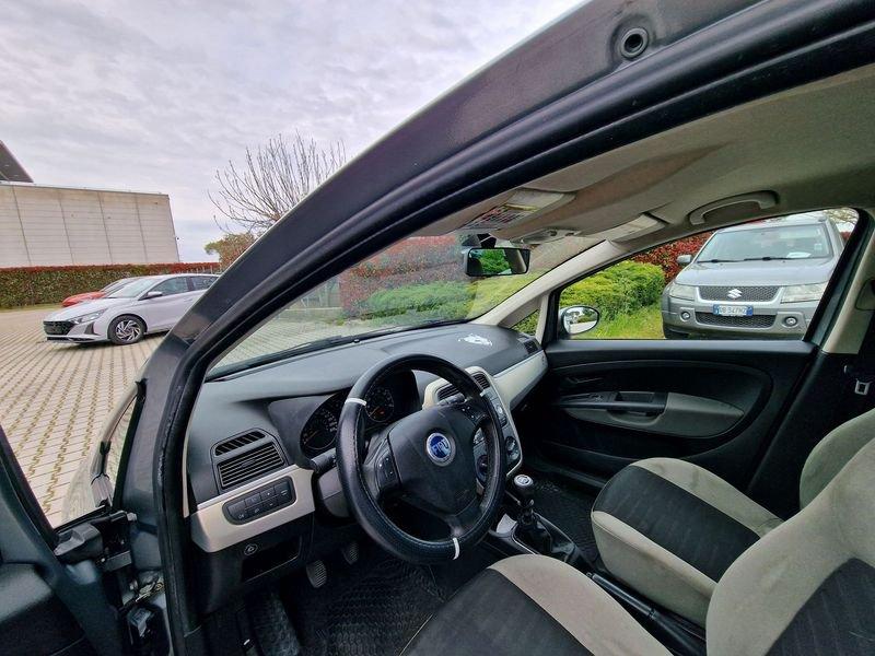 FIAT Grande Punto Grande Punto 5p 1.4 METANO Active 77cv