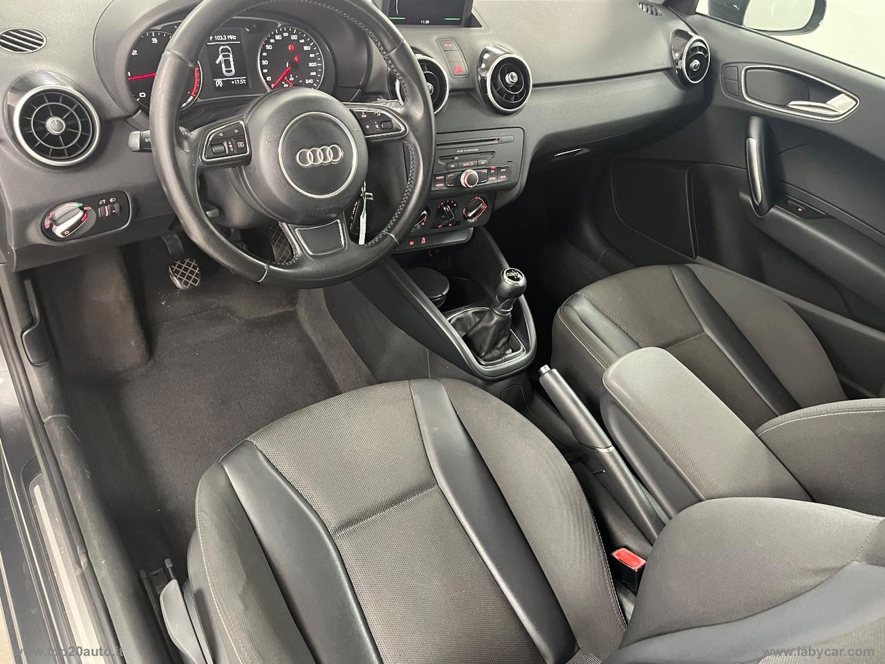 AUDI A1 1.6 TDI 105 CV Attraction
