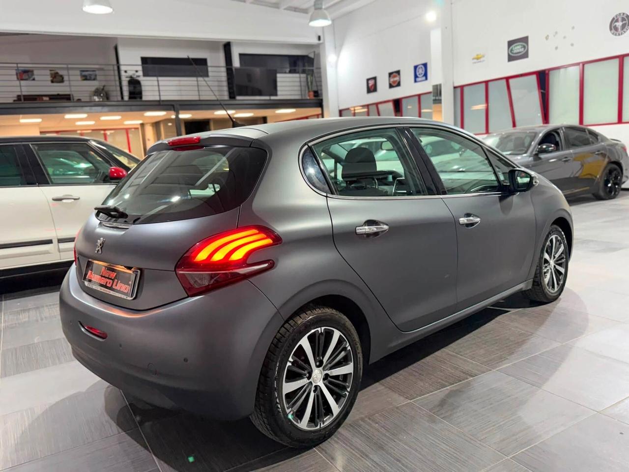 Peugeot 208 1.6 Bluehdi 100cv Allure 2016