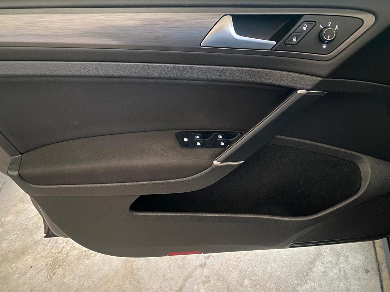 Volkswagen Golf 1.6 TDI 115 CV 5p. Business BlueMotion Technology