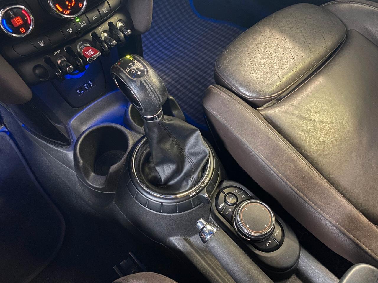 Mini Cooper 1.5Diesel HYPE Navi/Pelle/Xenon/C.Auto