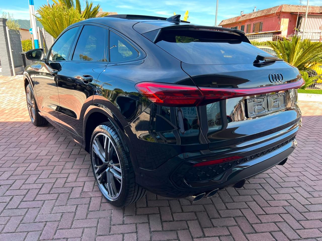 Audi Q5 SPORTBACK 2.0TDI 204CV S-LINE *3 SCHERMI*PANORAMA*MATRIX