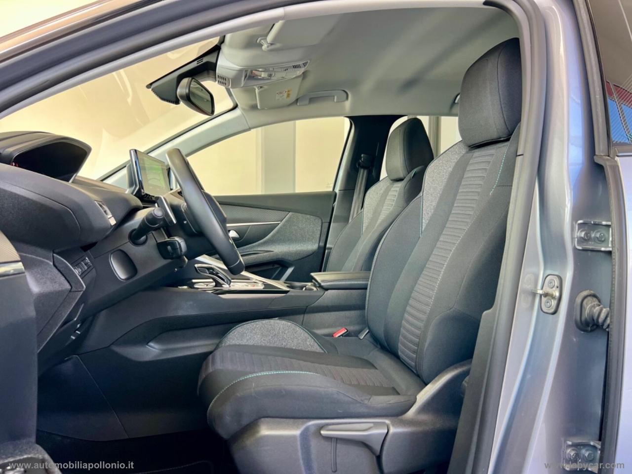 PEUGEOT 3008 BlueHDi 130 S&S EAT8 STYLE