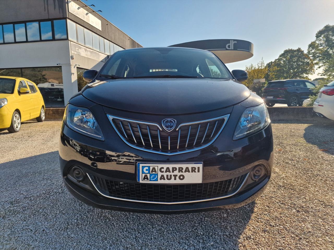 Lancia Ypsilon 1.2 69 CV 5 porte GPL Ecochic Silver