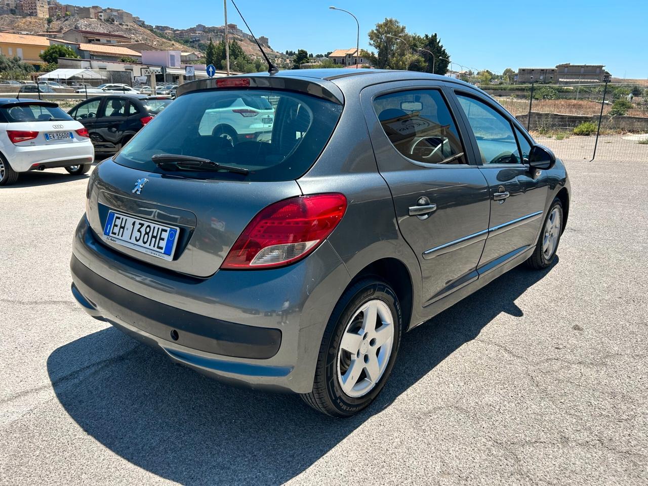Peugeot 207 1.4 HDi 70CV 5p. Active - 2011