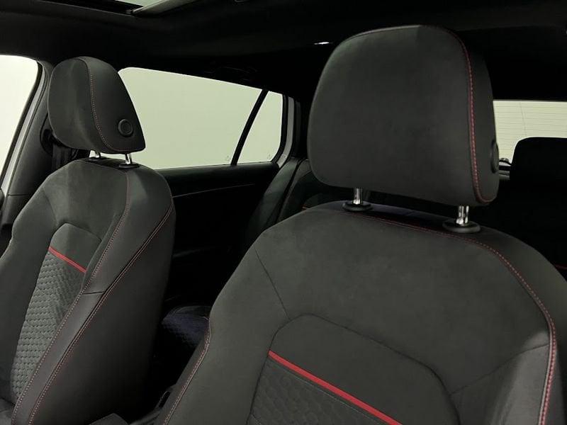 Volkswagen Golf Golf GTI Performance 2.0 245 CV TSI DSG 5p. BMT