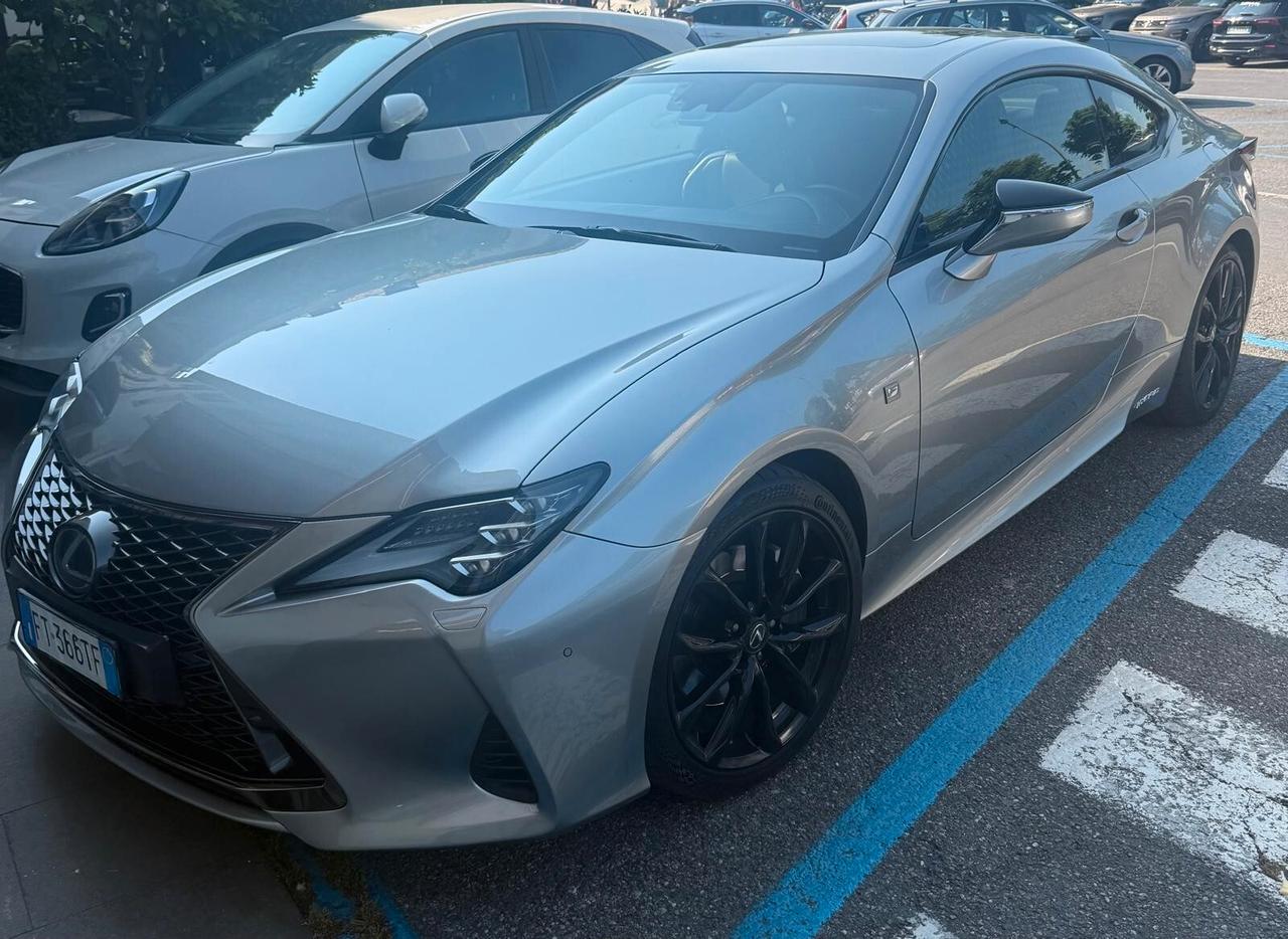 Lexus RC 300h Hybrid F Sport