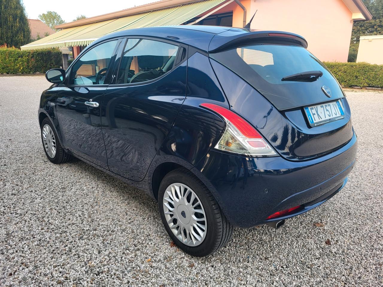 Lancia Ypsilon 1.2 69 CV 5 porte GPL Ecochic Gold
