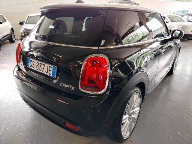 MINI Cooper SE YOURS